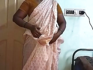 Indian Hot Mallu Aunty Nude Selfie And Frigging For  father in law